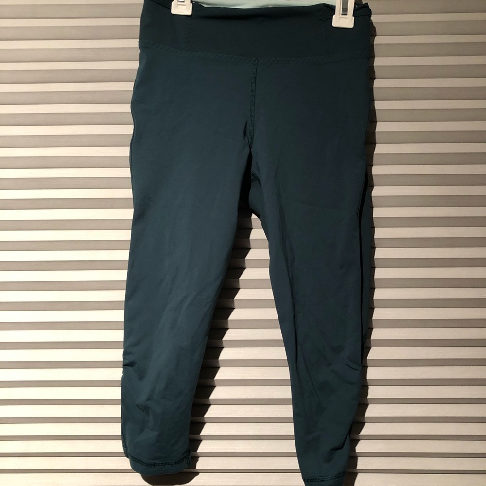 Lululemon cropped leggings